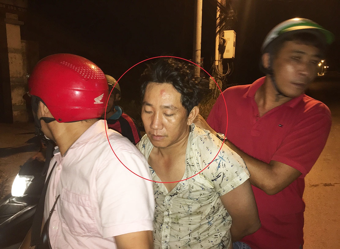 Ke trom bi ‘hiep si’ bat khi dua xe sang Campuchia ban hinh anh