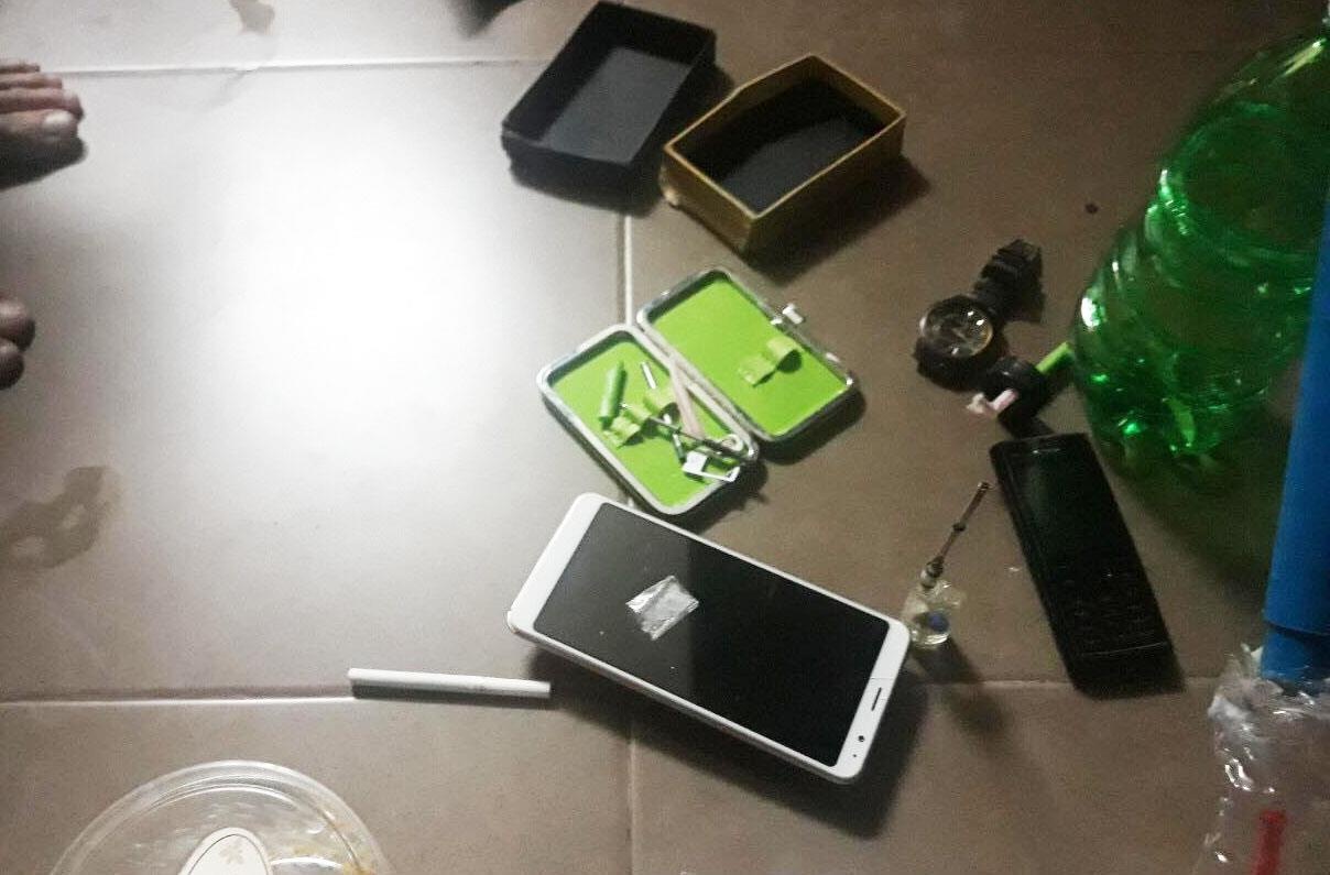 ban xe mua ma tuy anh 1