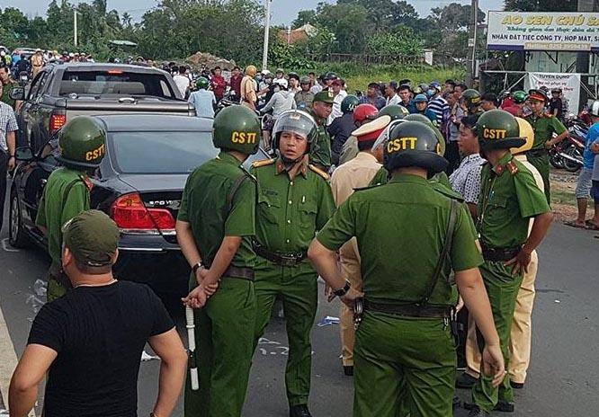 Luc luong 113 giai cuu cong an bi truy duoi sau cuoc nhau hinh anh