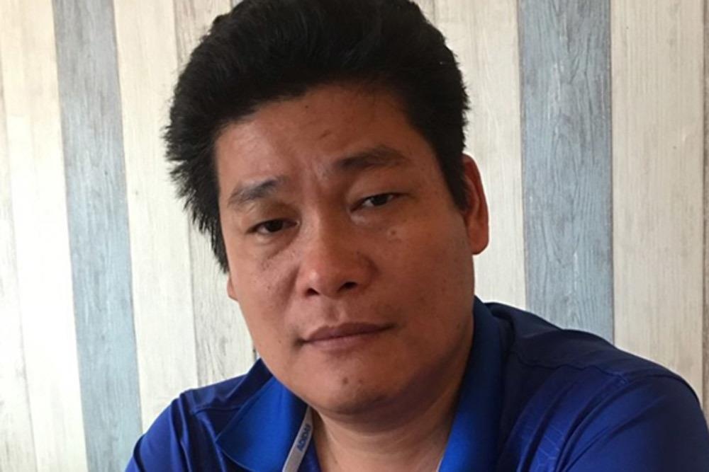 Bat giam doc goi giang ho chan xe cho cong an o Dong Nai hinh anh