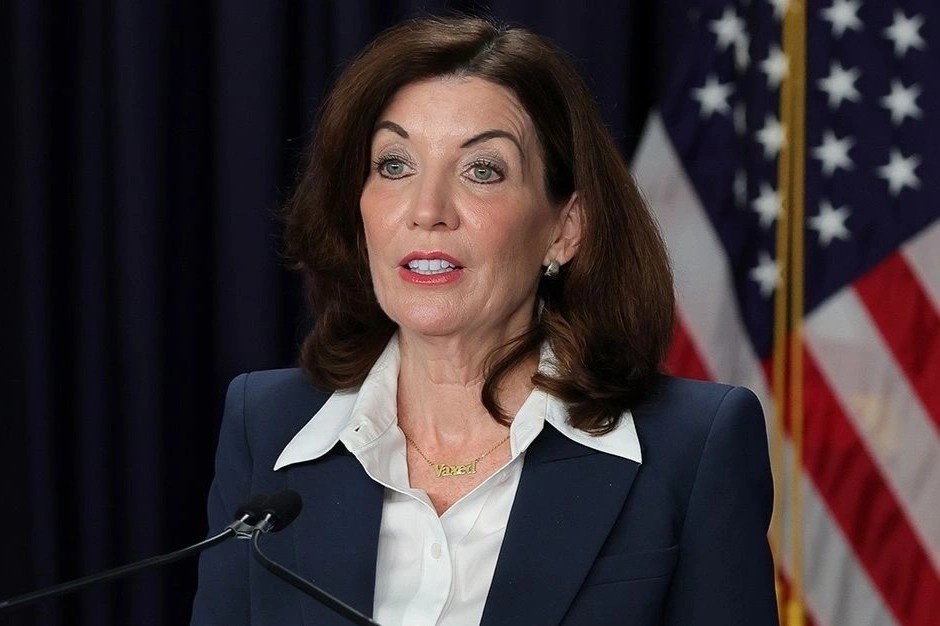 New York ban bo tinh trang khan cap ve benh bai liet hinh anh