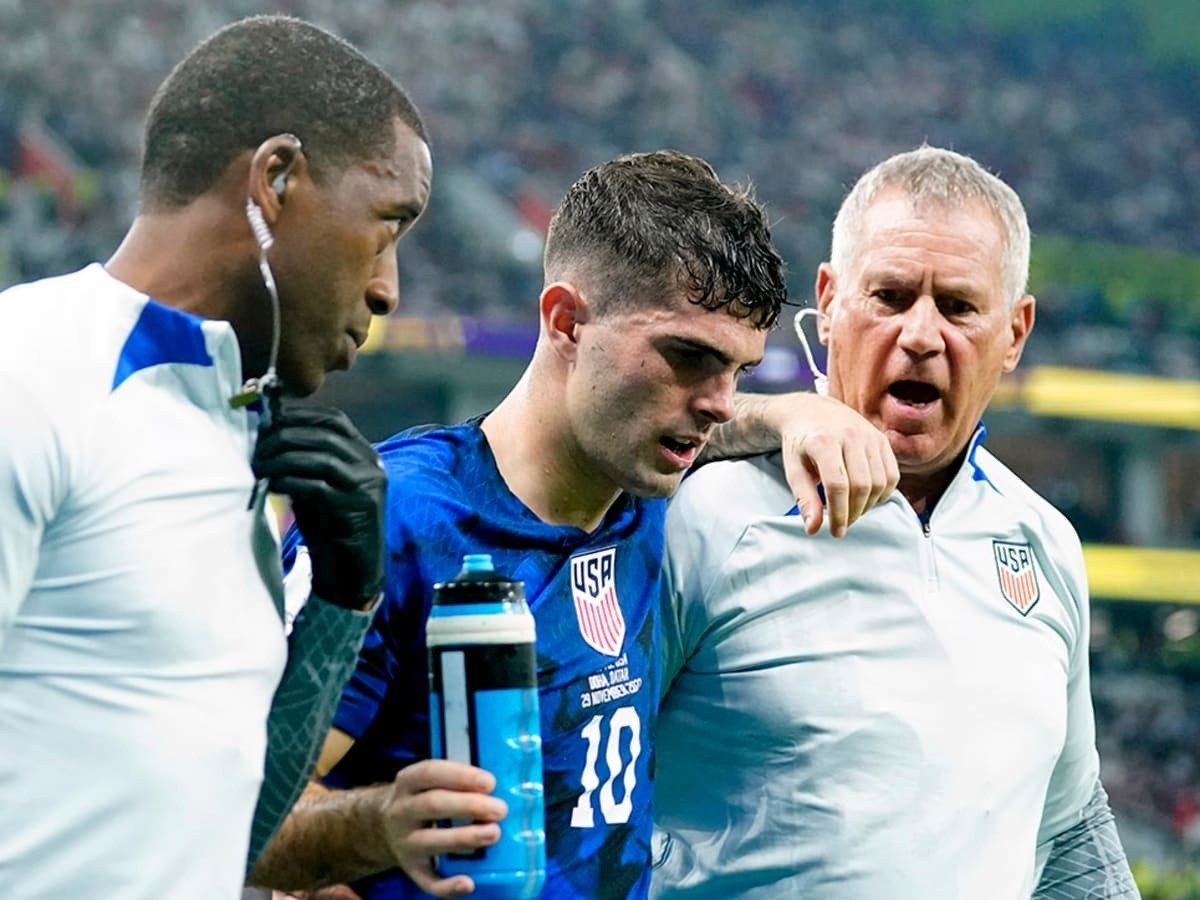 Christian Pulisic vao vien sau khi ghi ban thang cho My hinh anh
