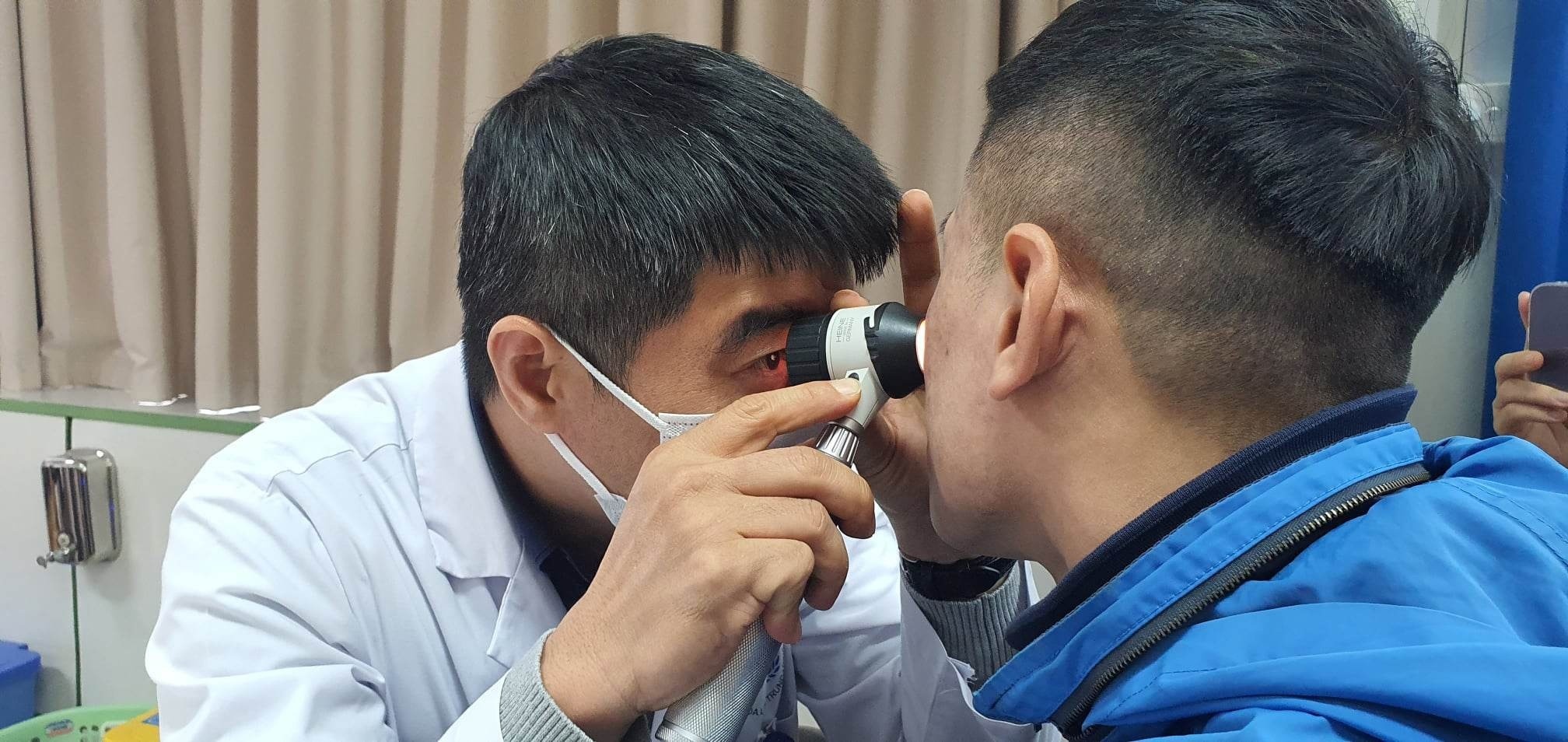 tiêm filler nâng mũi ảnh 1 tiem filler nang mui anh 1