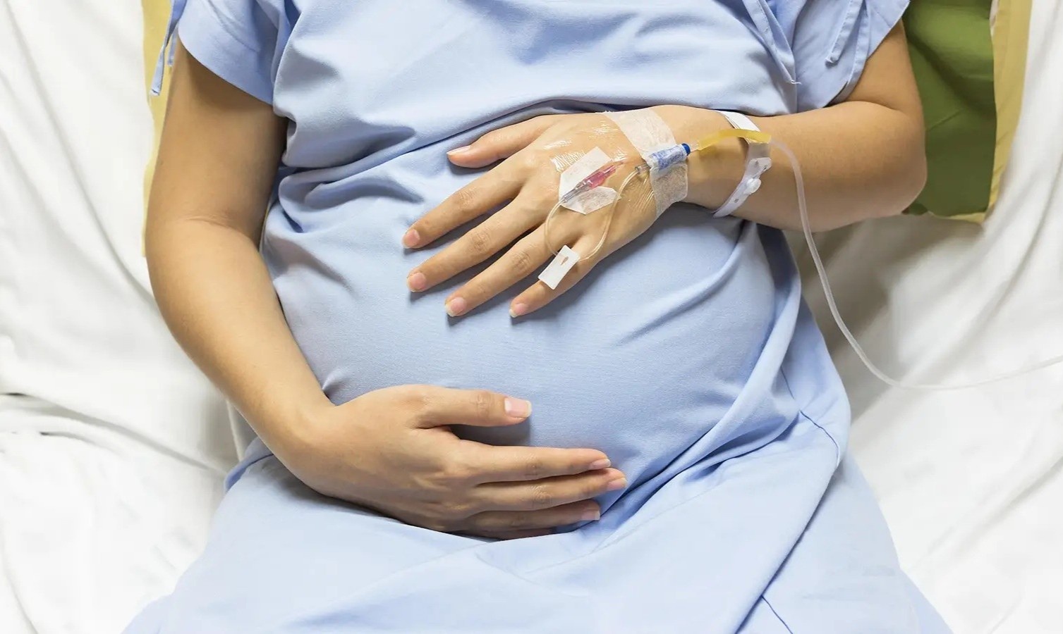 Truyen 5 lit mau cuu san phu bi bang huyet o at hinh anh