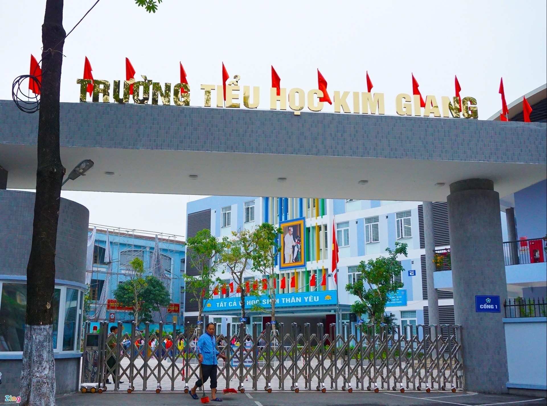 Suc khoe nhom hoc sinh tieu hoc Kim Giang gio ra sao? hinh anh