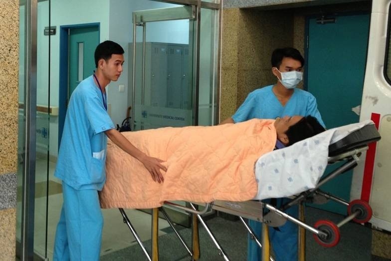 Quy tac so 15 cuu nguoi ha duong huyet hinh anh