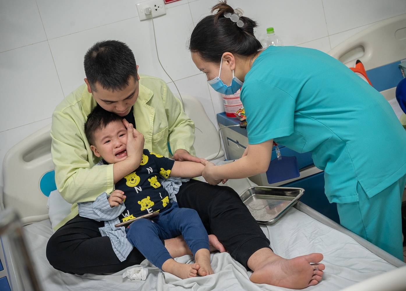 Loai virus ho hap co toc do lay lan nhanh va kho kiem soat hinh anh
