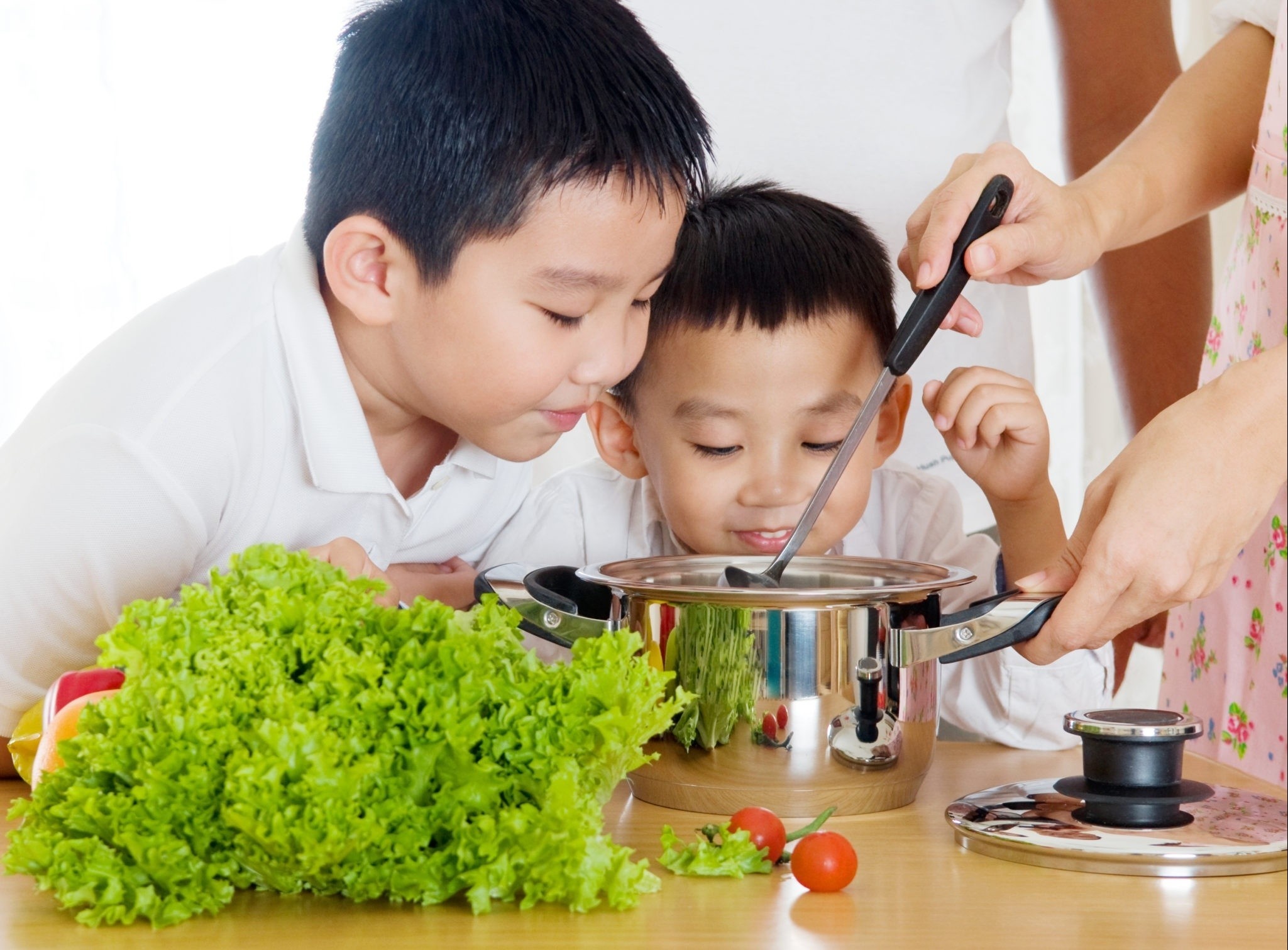 Tre bi benh gan man tinh nen va khong nen an gi? hinh anh