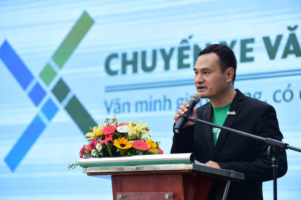 Chuyen xe van minh anh 4