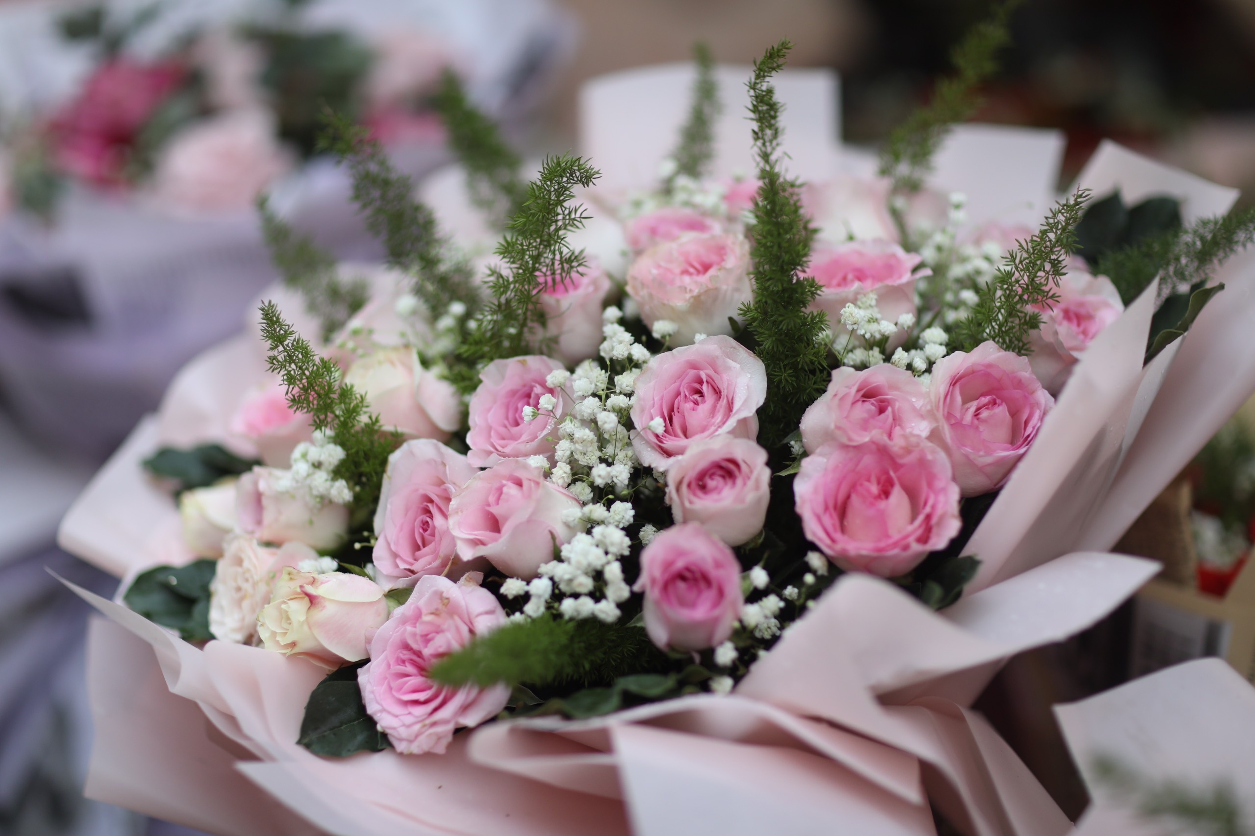 ngay 8/3,  phu nu,  tang hoa anh 9