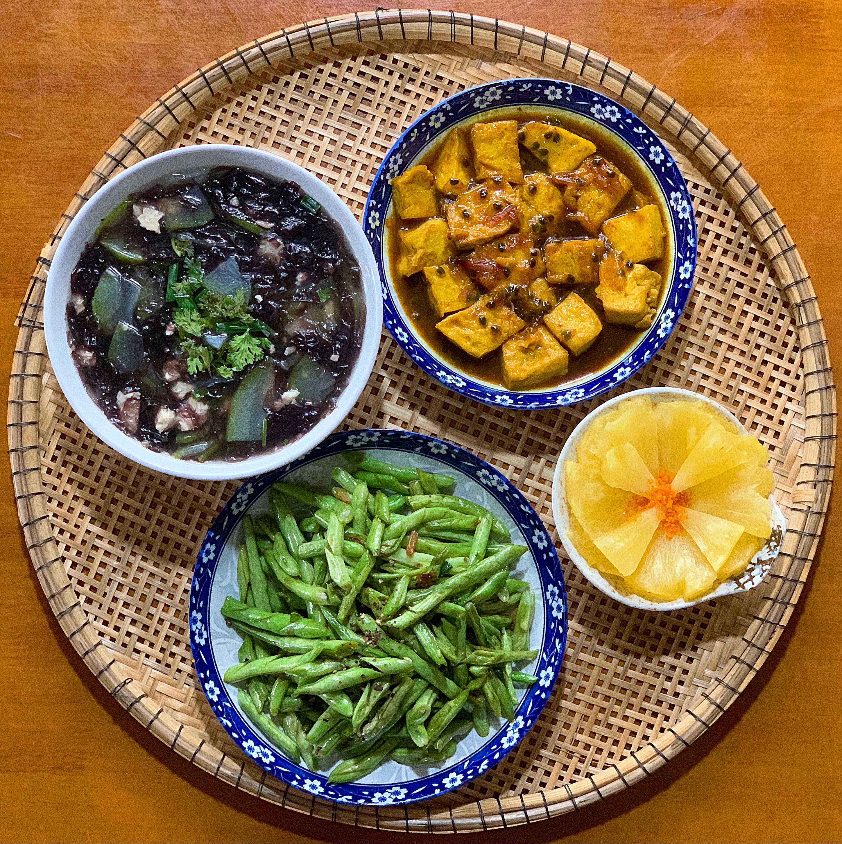 rau cu qua,  com chay,  mon an anh 15