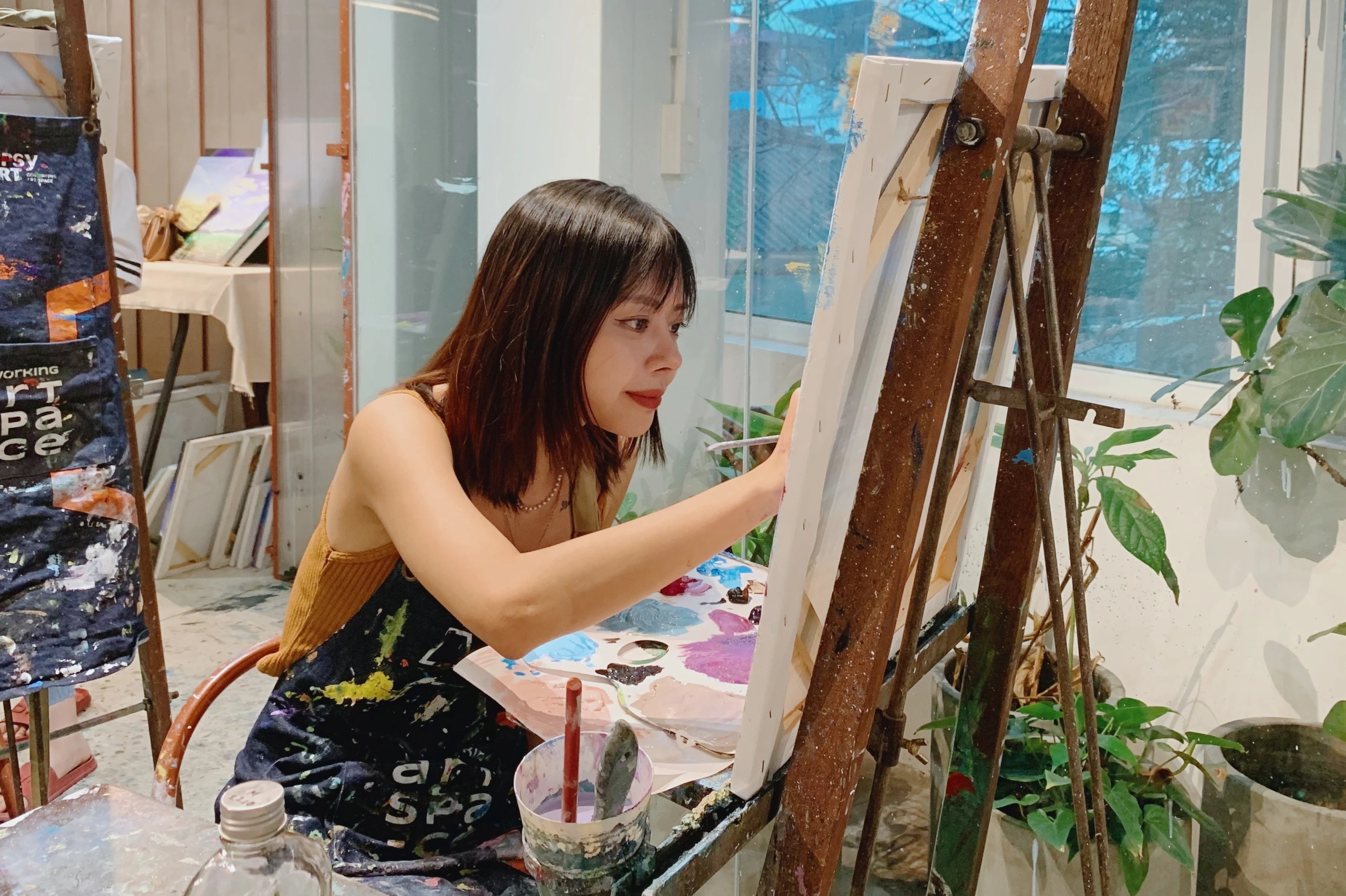 Di workshop ve tranh cho nguoi 'mu my thuat' o quan 1 hinh anh