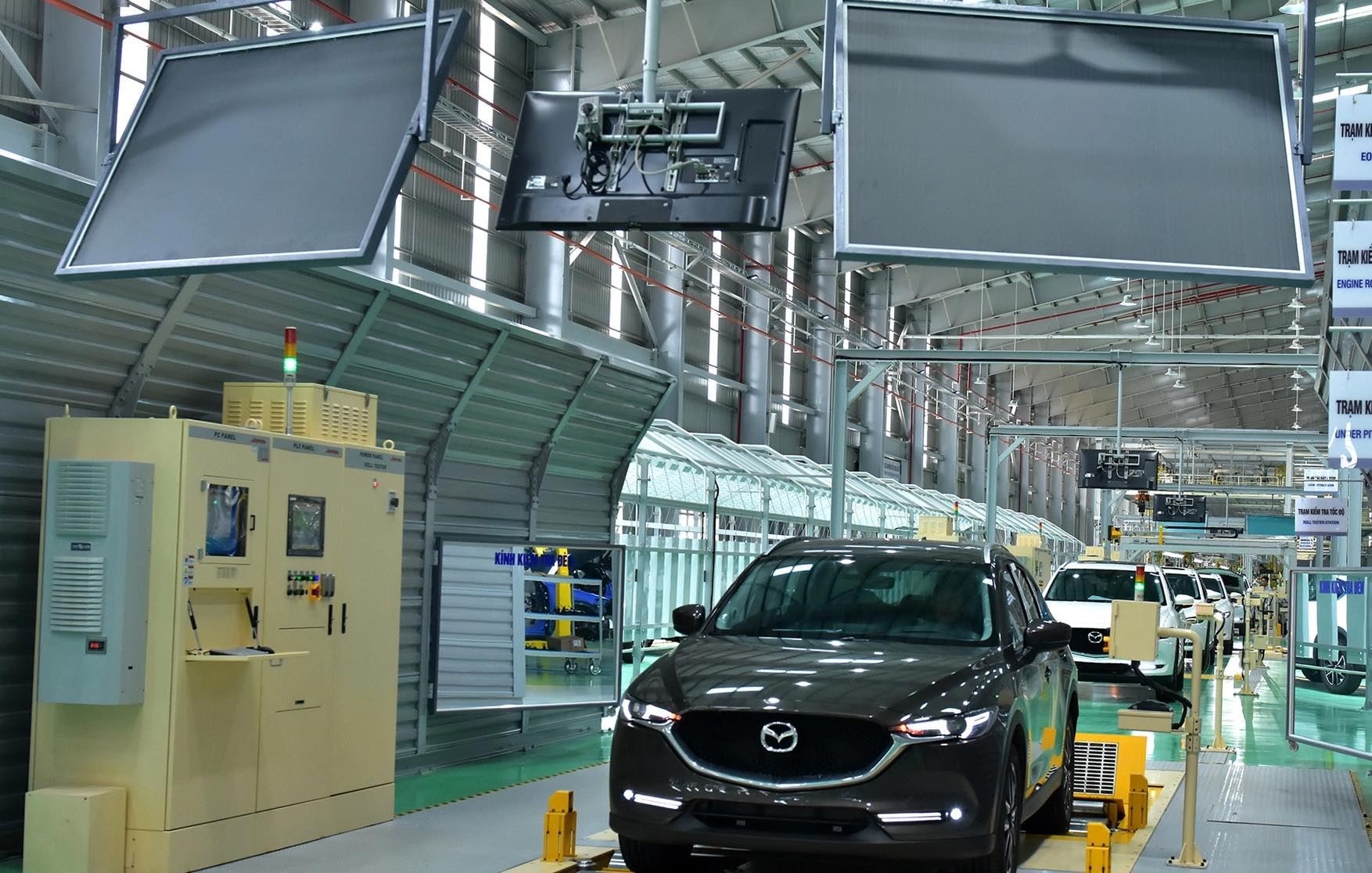 Oto san xuat trong nuoc duoc gia han nop thue tieu thu dac biet lan 3 hinh anh