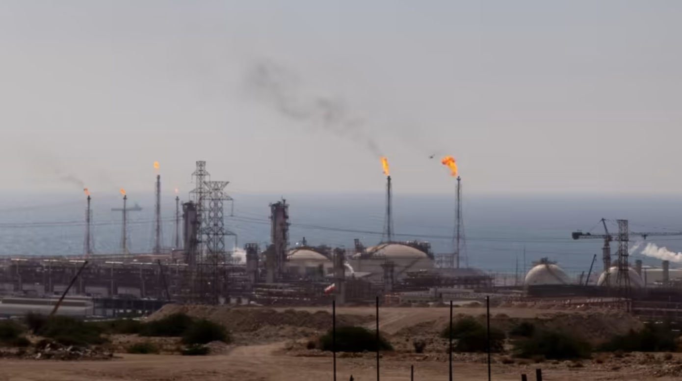 Nga va Iran canh tranh ban khi dot hinh anh