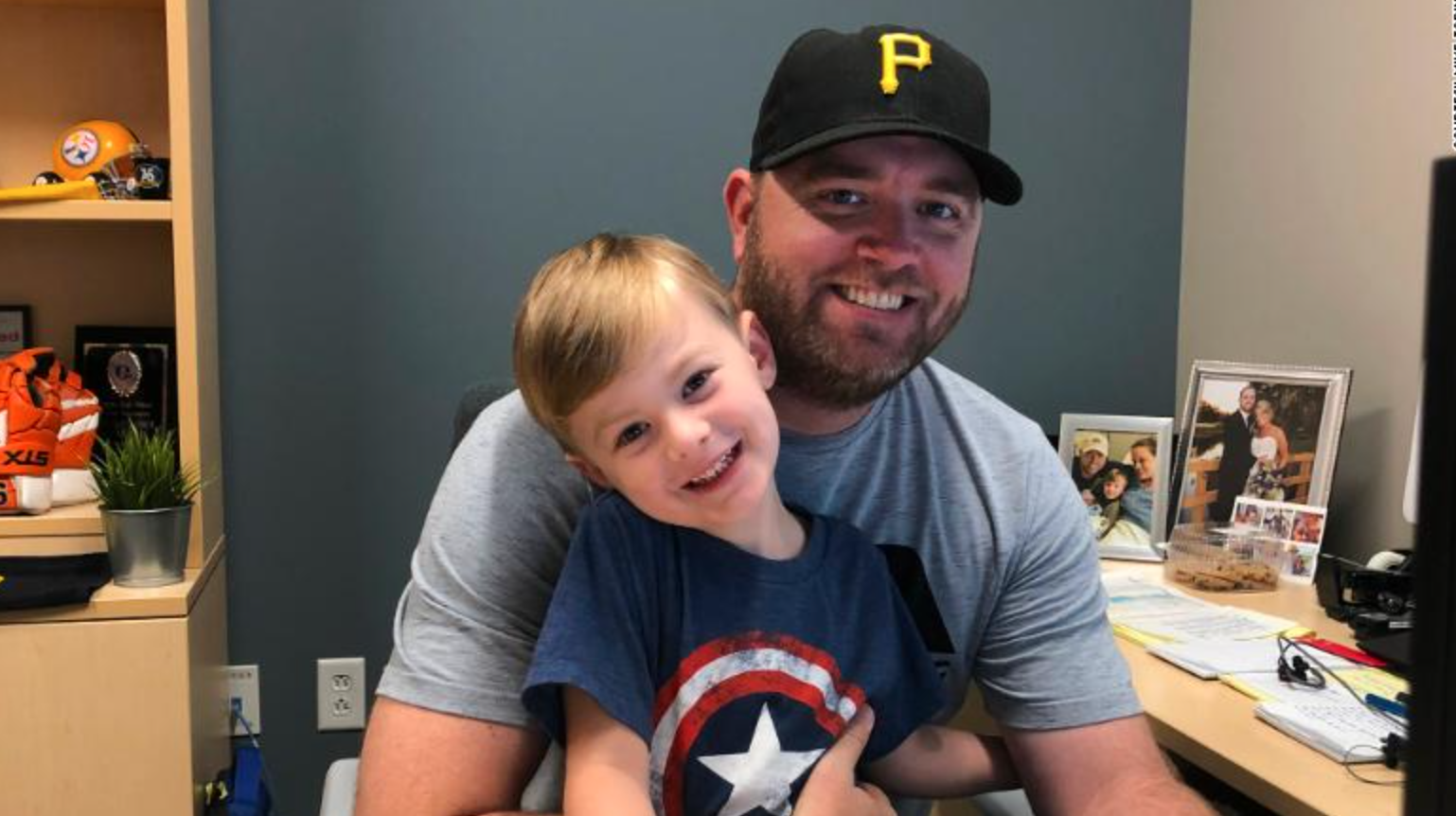 van phong,  di lai,  gia ca anh 2