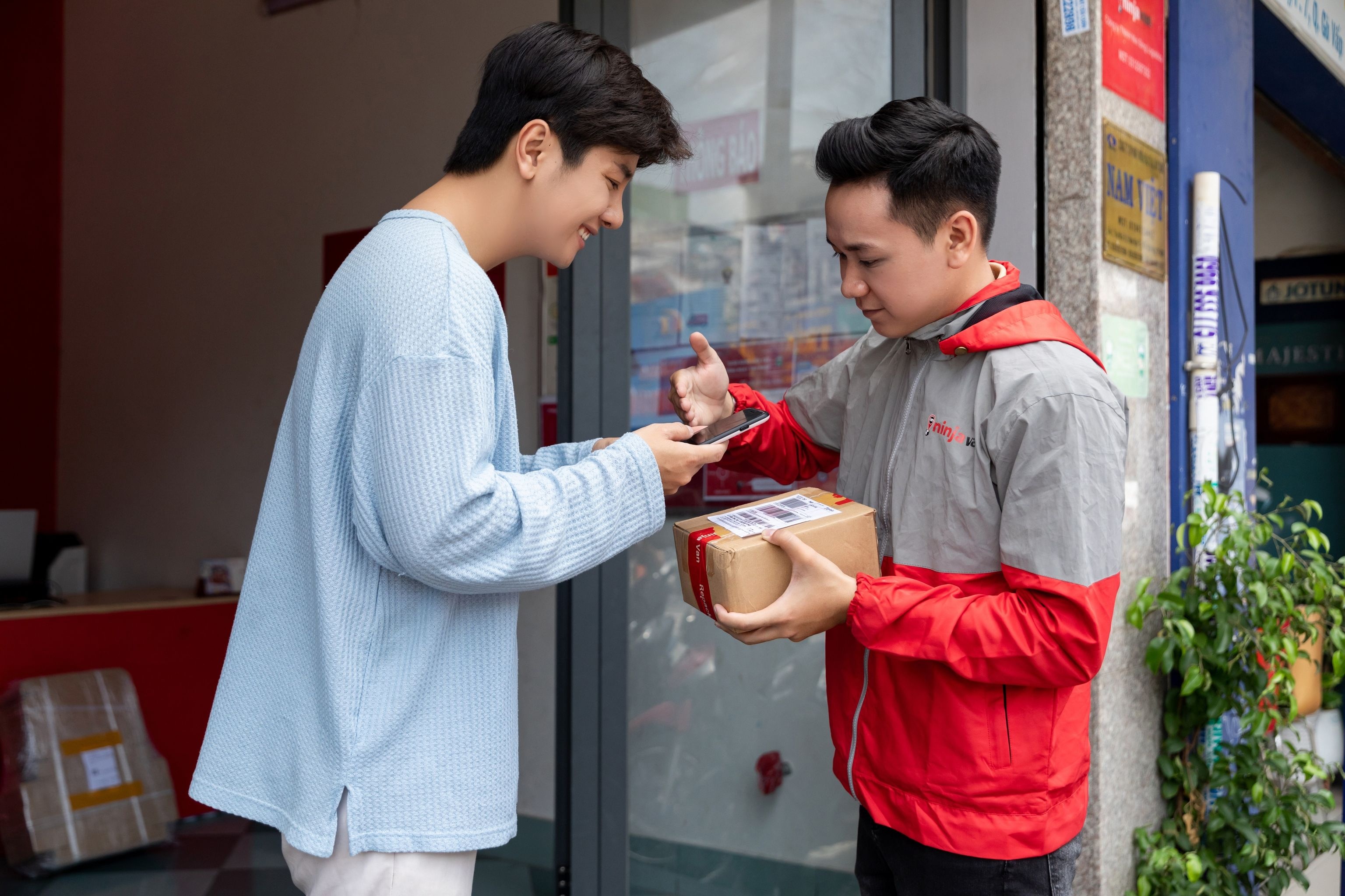 Viet Nam chiem 15% thi truong mua sam truc tuyen Dong Nam A hinh anh