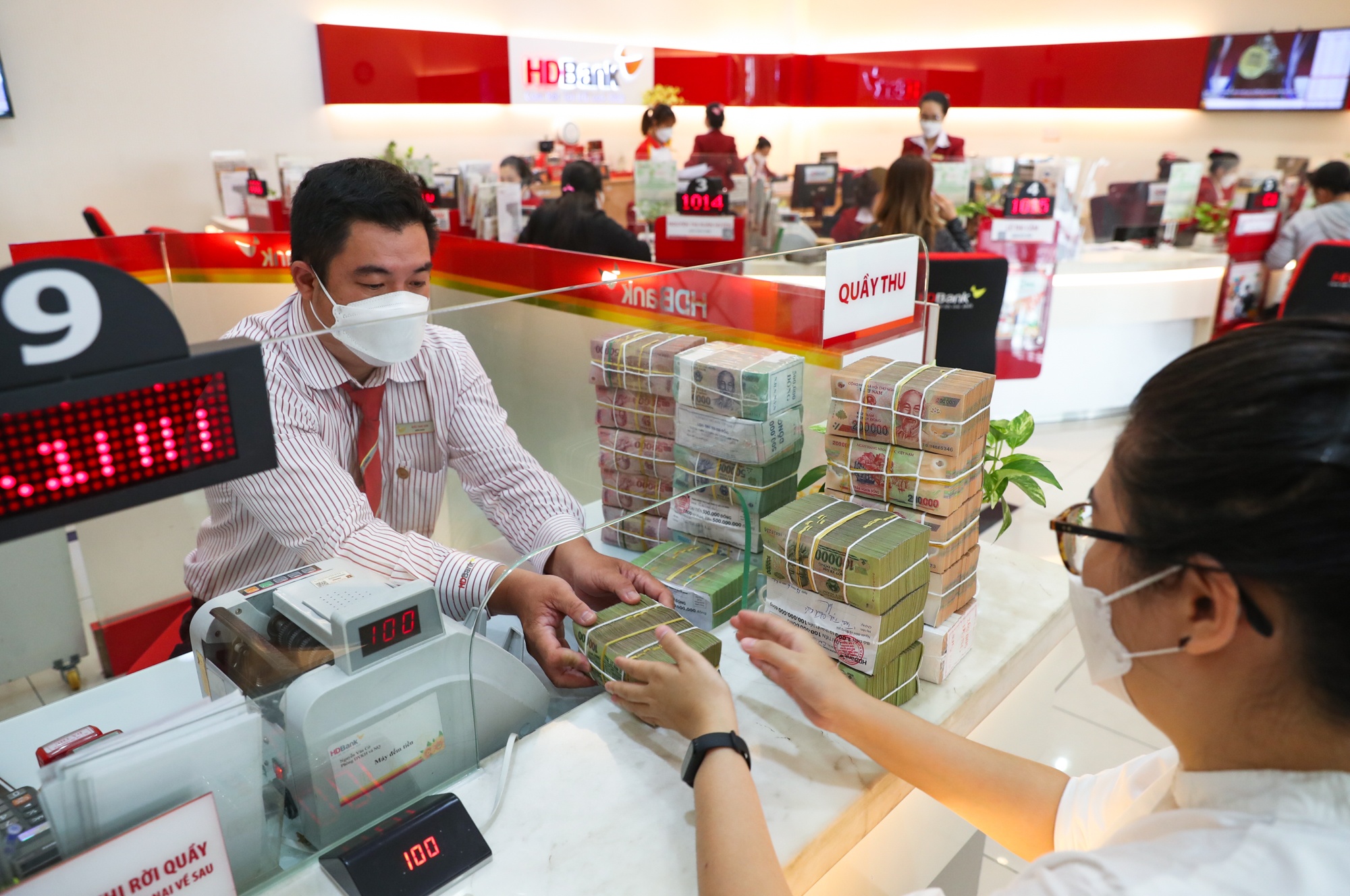 ky han,  gui tien,  ngan han anh 1