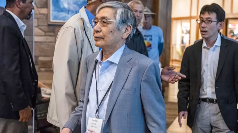 Chau A,  ngan hang trung uong,  kinh te anh 1