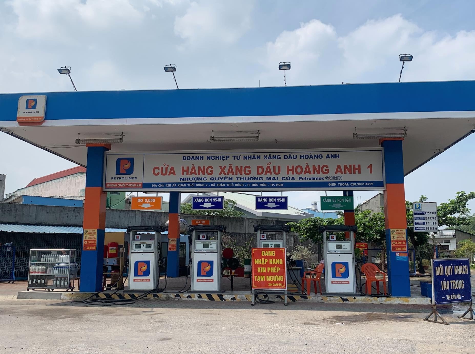 thiếu xăng, xăng dầu TP.HCM, đóng cửa ảnh 2 thieu xang, xang dau TP.HCM, dong cua anh 2
