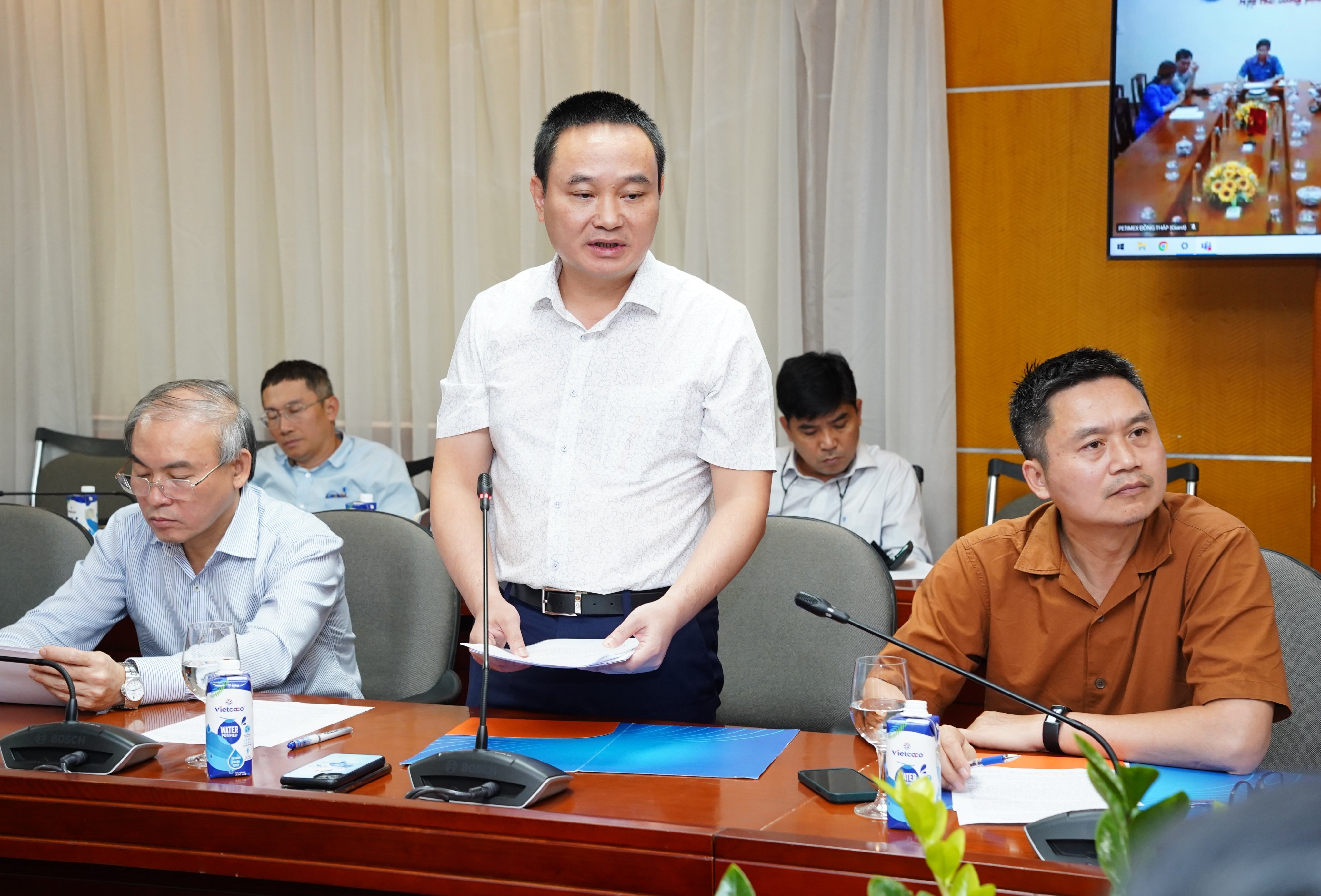 doanh nghiep,  phan phoi,  dut gay anh 2