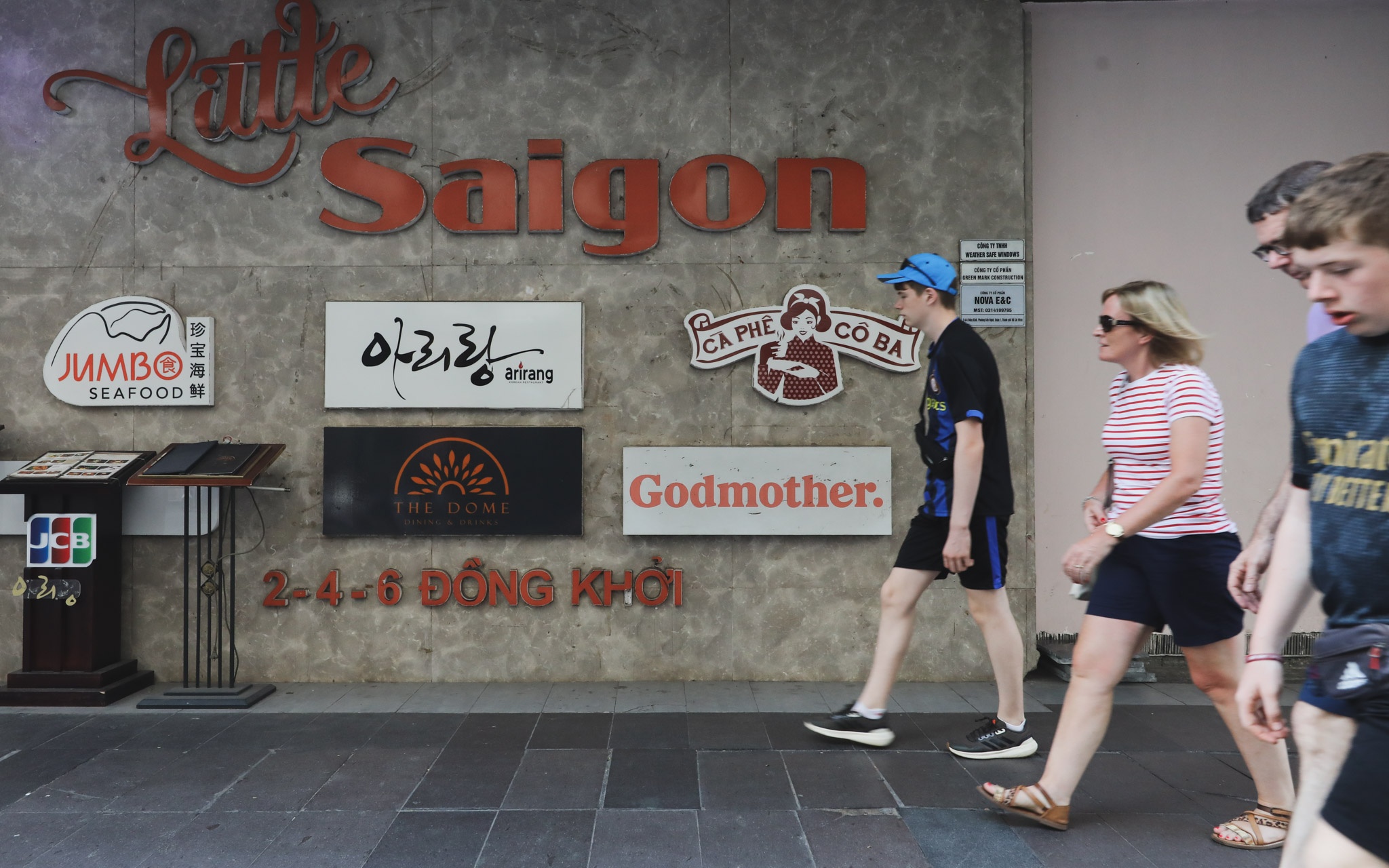 ca phe,  mat bang,  kinh doanh anh 9