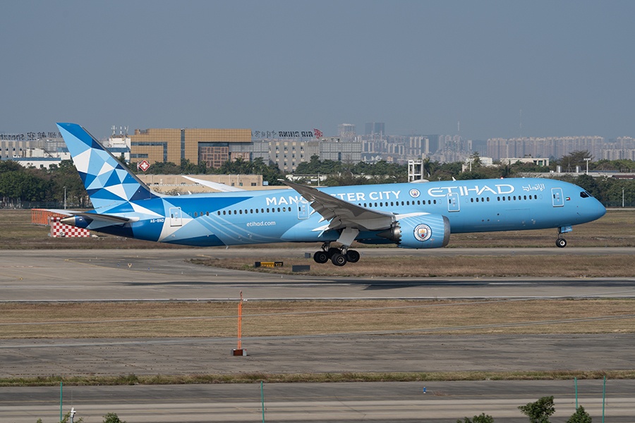 mo cua,  ngang hang khong,  hang khong quoc te anh 2