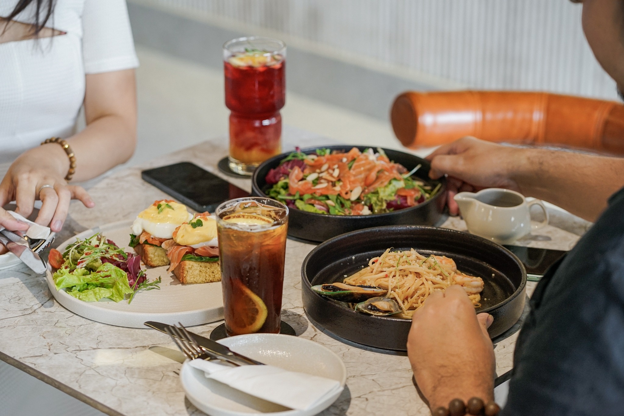 The Coffee House,  flagship,  sang xin anh 2