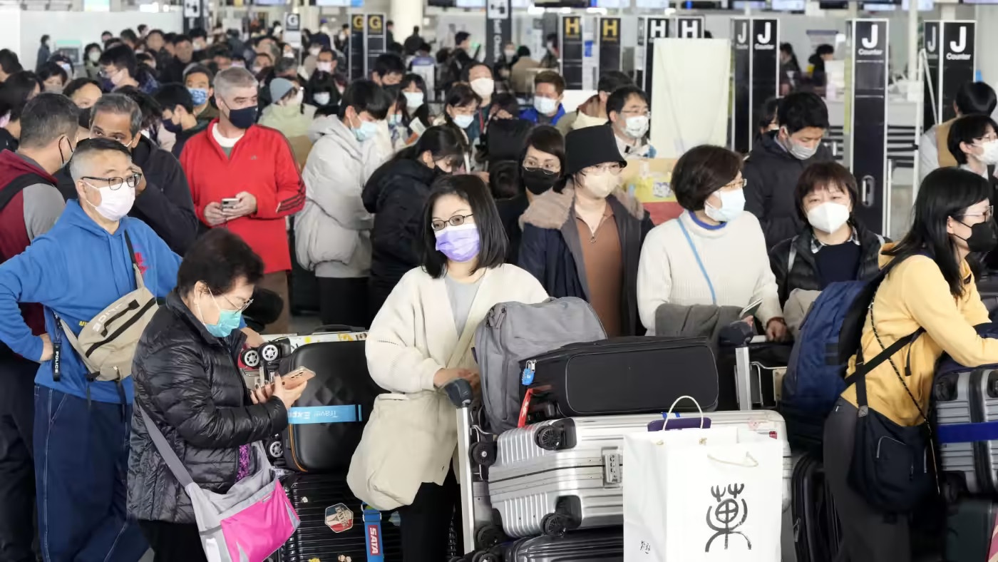 Khach Viet Nam, Indonesia thuc day du lich Nhat Ban phuc hoi hinh anh