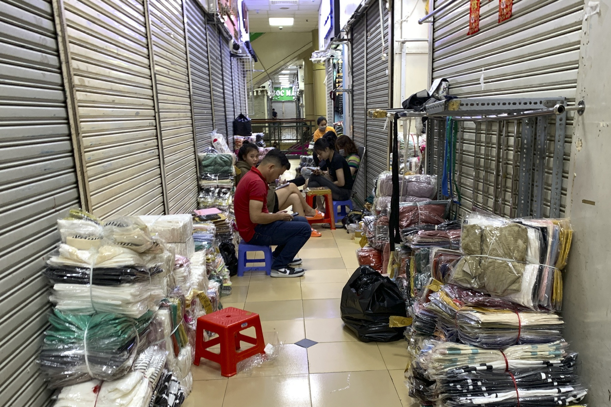 y kien,  tieu thuong,  bieu tinh anh 3