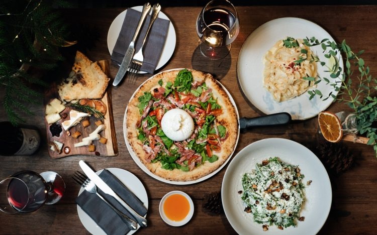 Pizza 4P's lai gan 84 ty dong sau 2 nam thua lo hinh anh