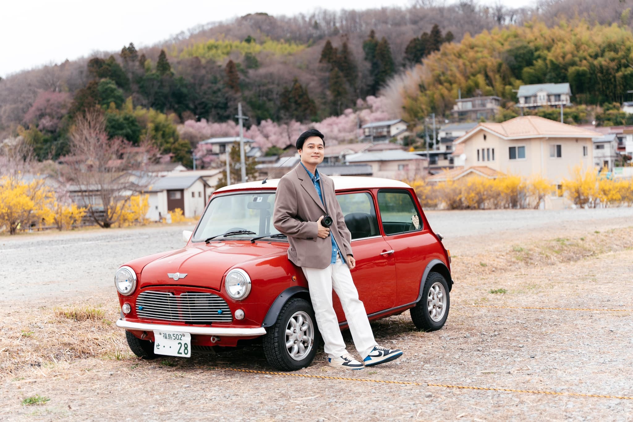 Khach Viet van chuong di Nhat dip 30/4 du gia tour tang cao hinh anh