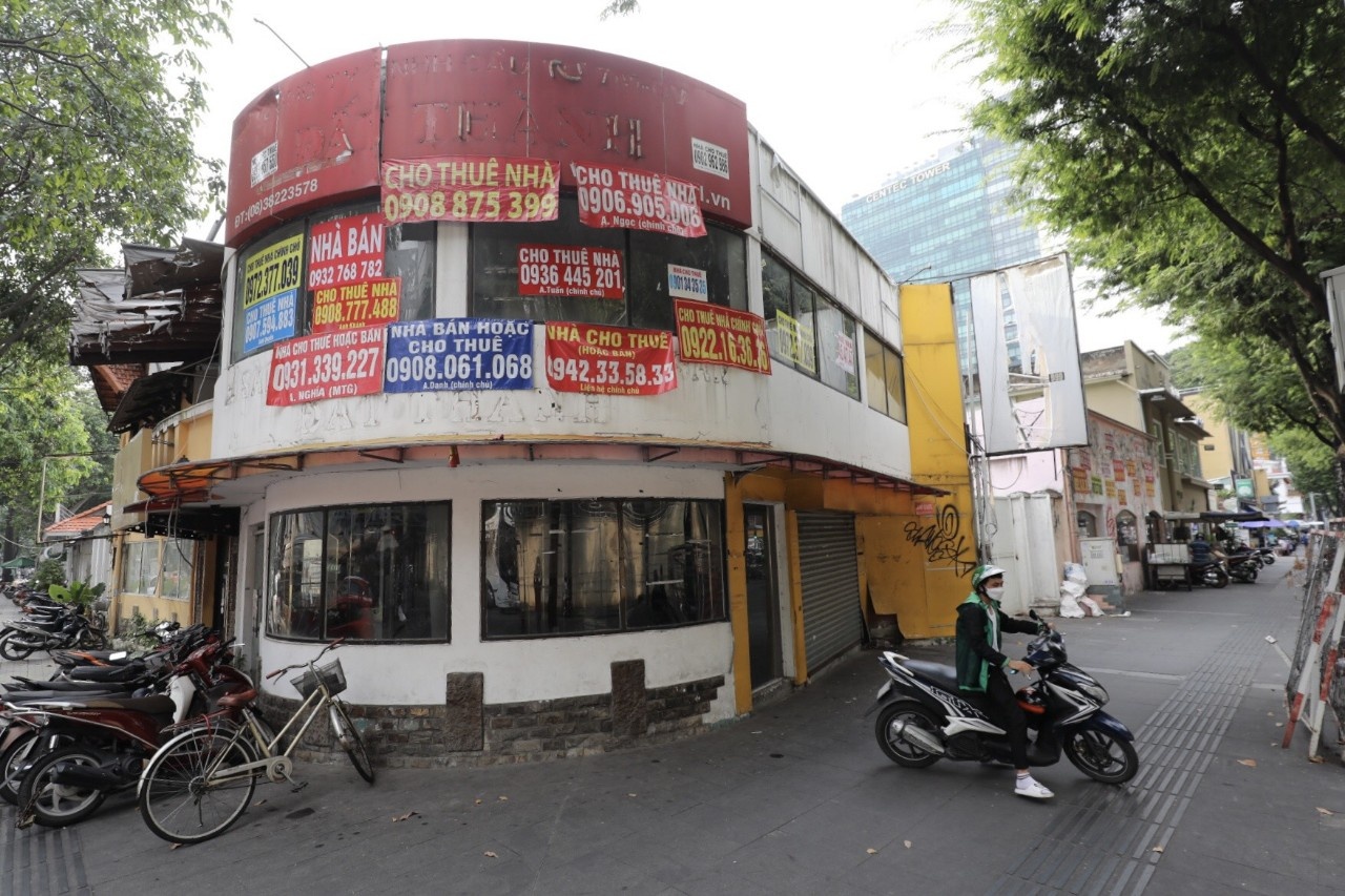 chu nha,  mat bang,  khach thue anh 7