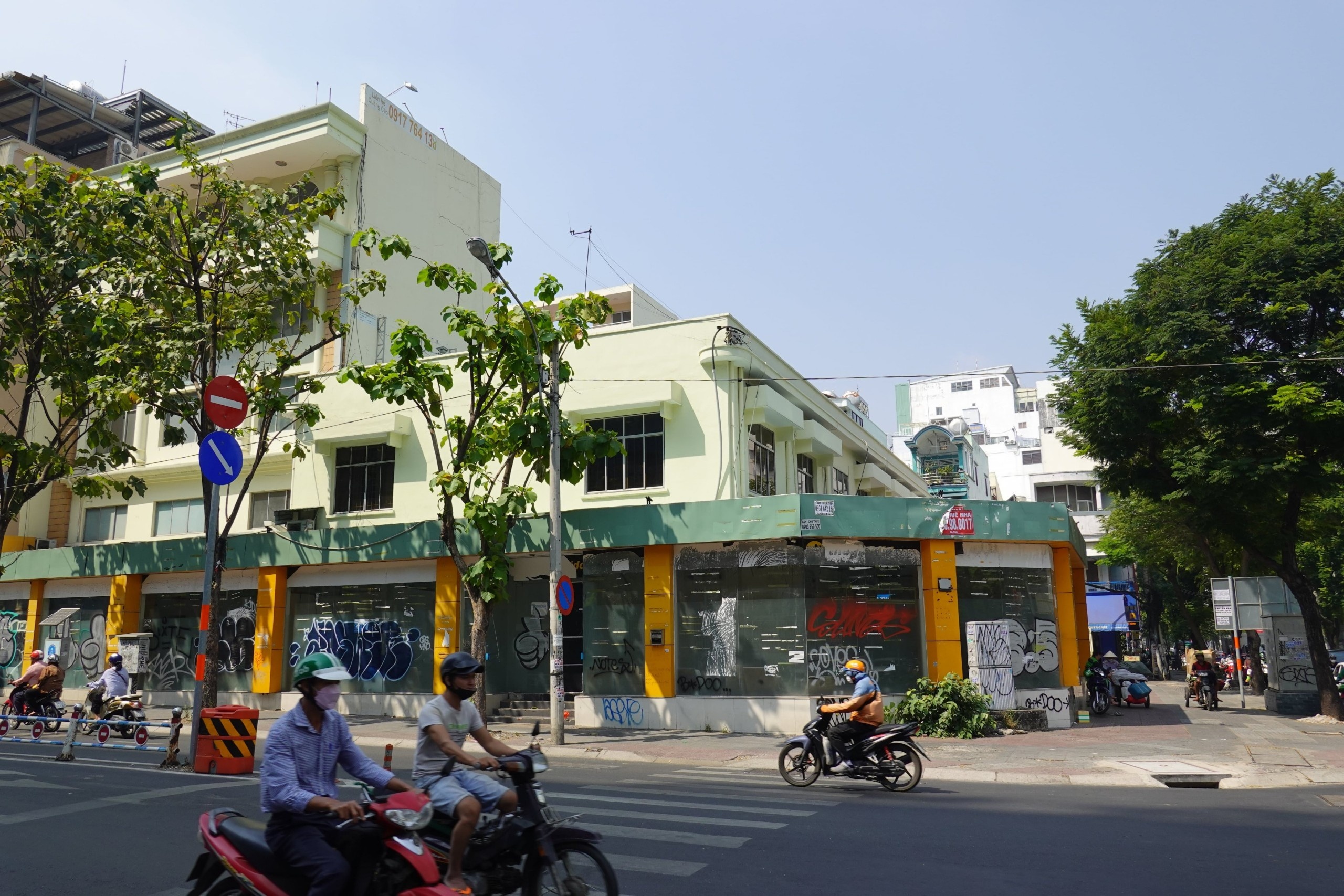 chu nha,  mat bang,  khach thue anh 9