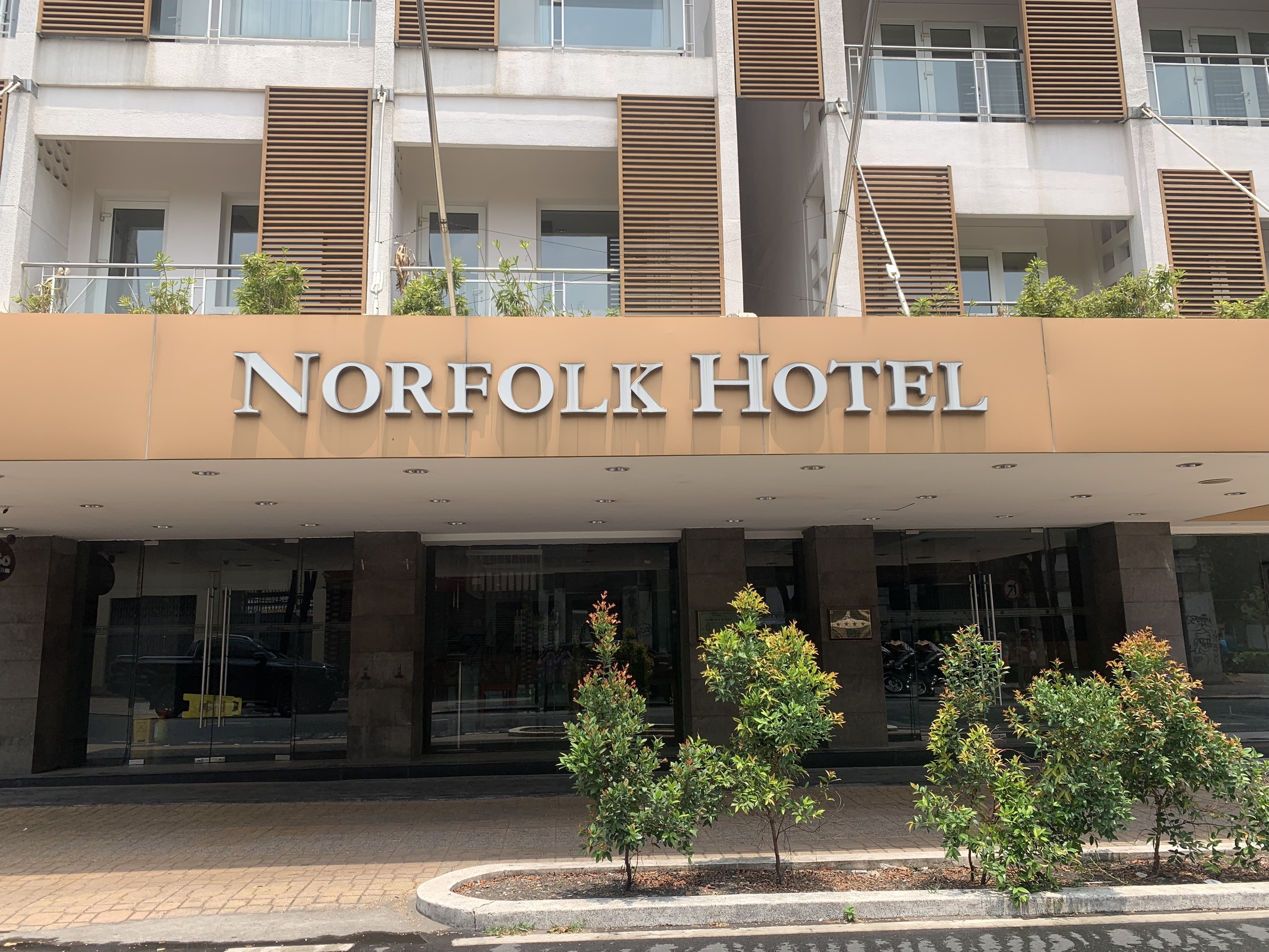 Khach san 30 nam tuoi o trung tam TP.HCM dung hoat dong hinh anh