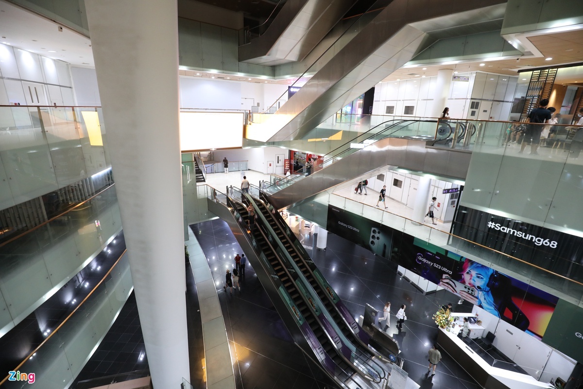 Muji,  UNIQLO,  vang ve anh 12