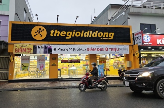 The gioi Di dong sa thai hon 12.000 nguoi trong nua nam hinh anh