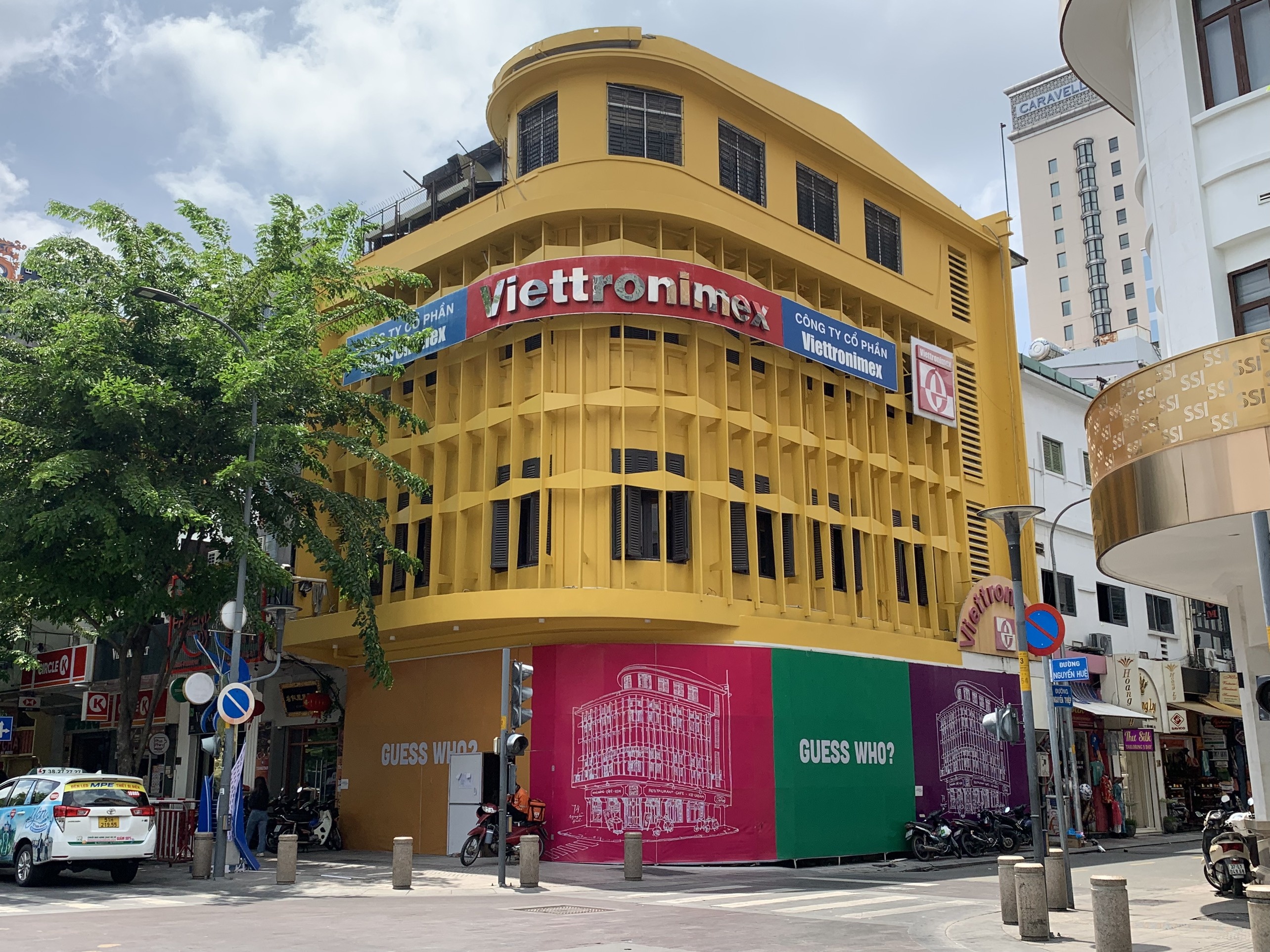 mo cua,  quan ca phe,  Ciao Nguyen Hue anh 1