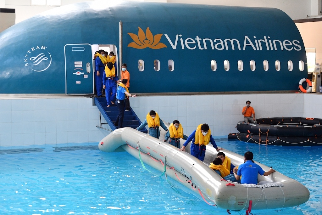 Vietnam Airlines bi gia mao ban dich vu trai he hang khong hinh anh