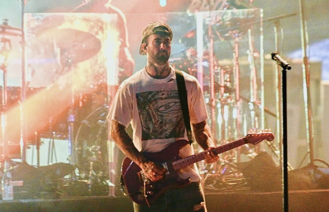 Du lich Phu Quoc huong loi tu concert cua Maroon 5 hinh anh