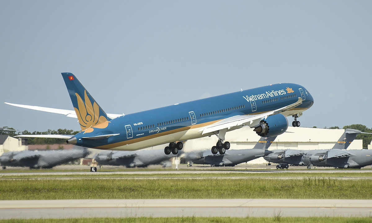 Co phieu Vietnam Airlines duoc 'mo duong' thoat canh huy niem yet hinh anh