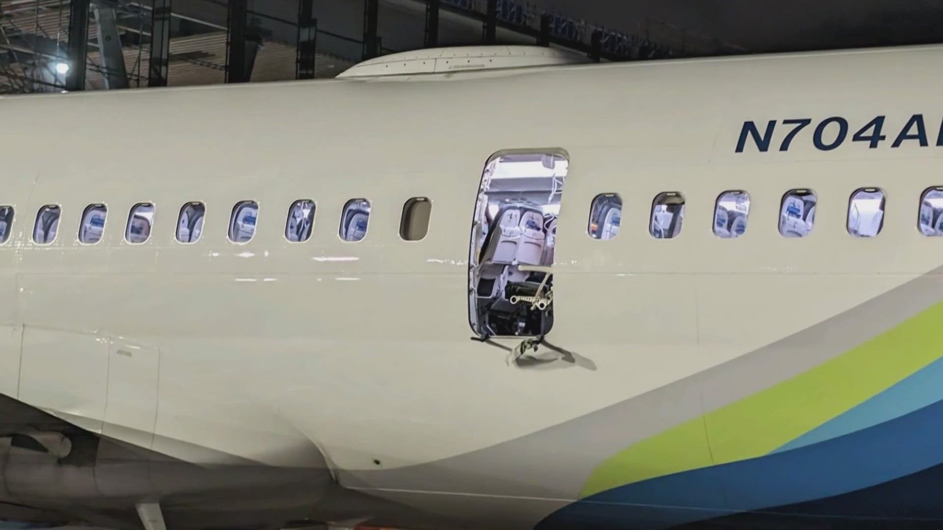 Phat hien nhieu may bay Boeing bi long oc hinh anh