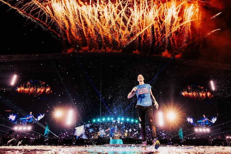 Vuot mat Taylor Swift, Thai Lan 'rao riet' tim sao hang A hinh anh