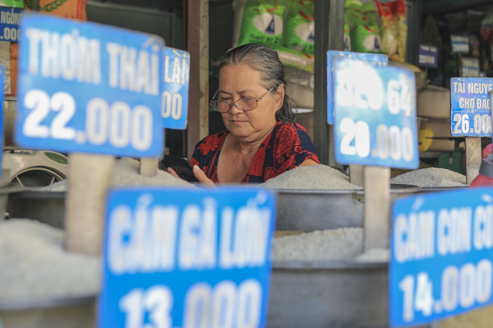 buon ban,  e am,  kinh doanh anh 7