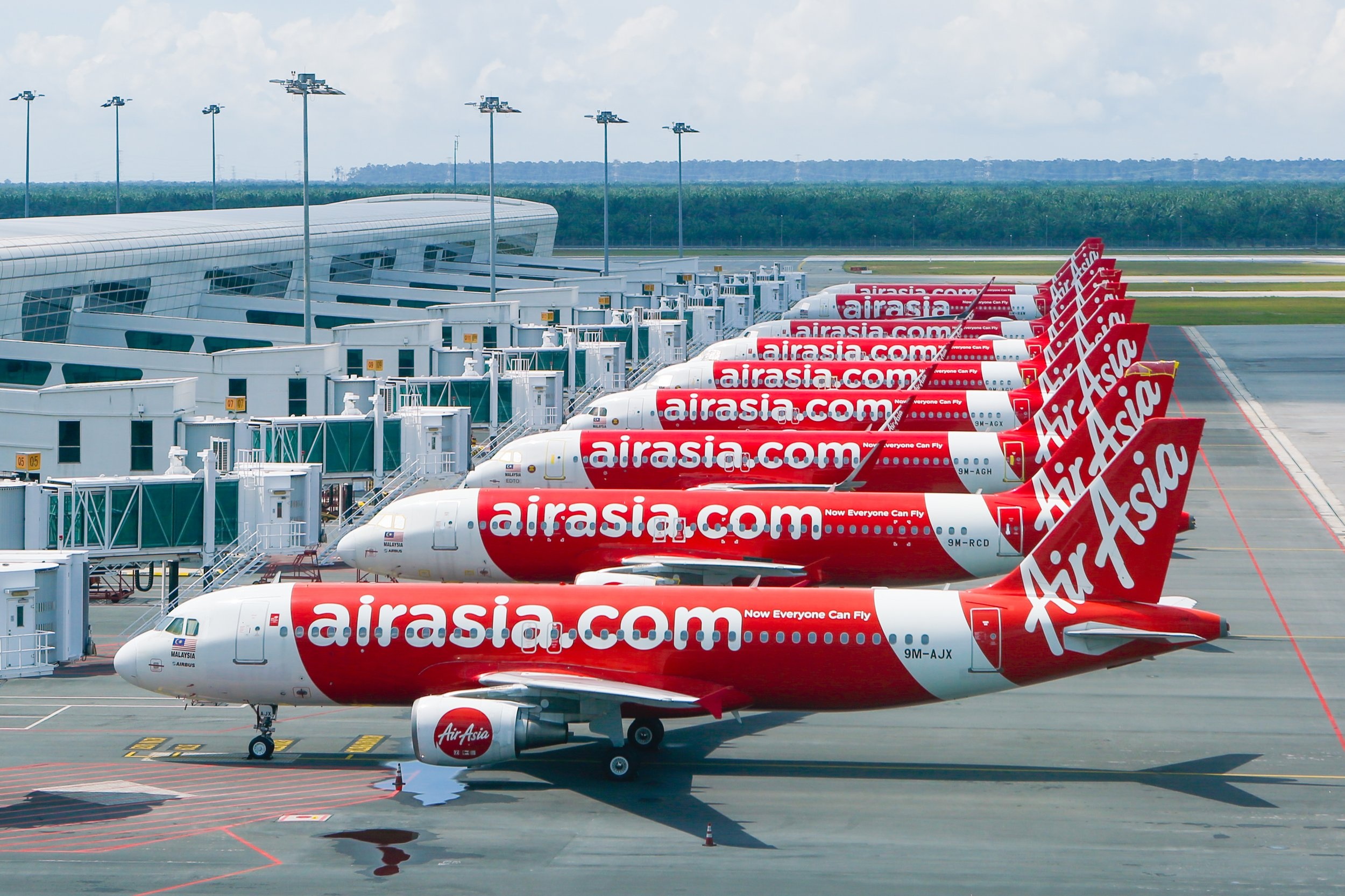 AirAsia tham vong lam dai ly du lich truc tuyen gia re hinh anh