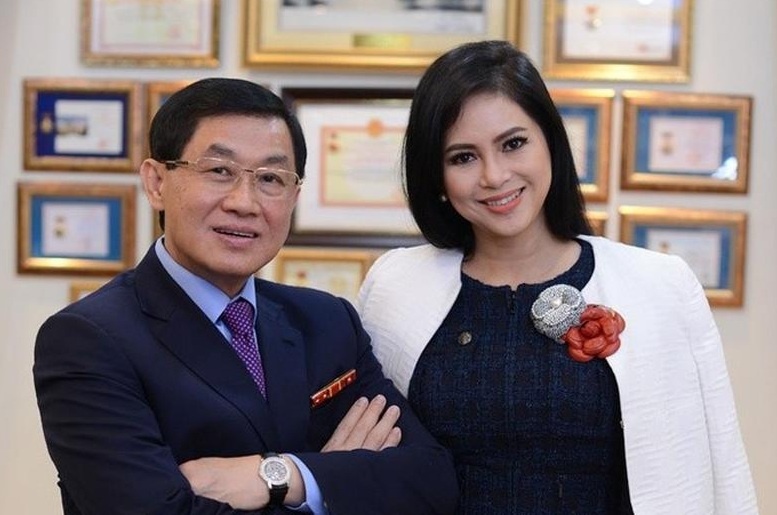 Vo chong ong Johnathan Hanh Nguyen ung cu vao HDQT Sasco hinh anh