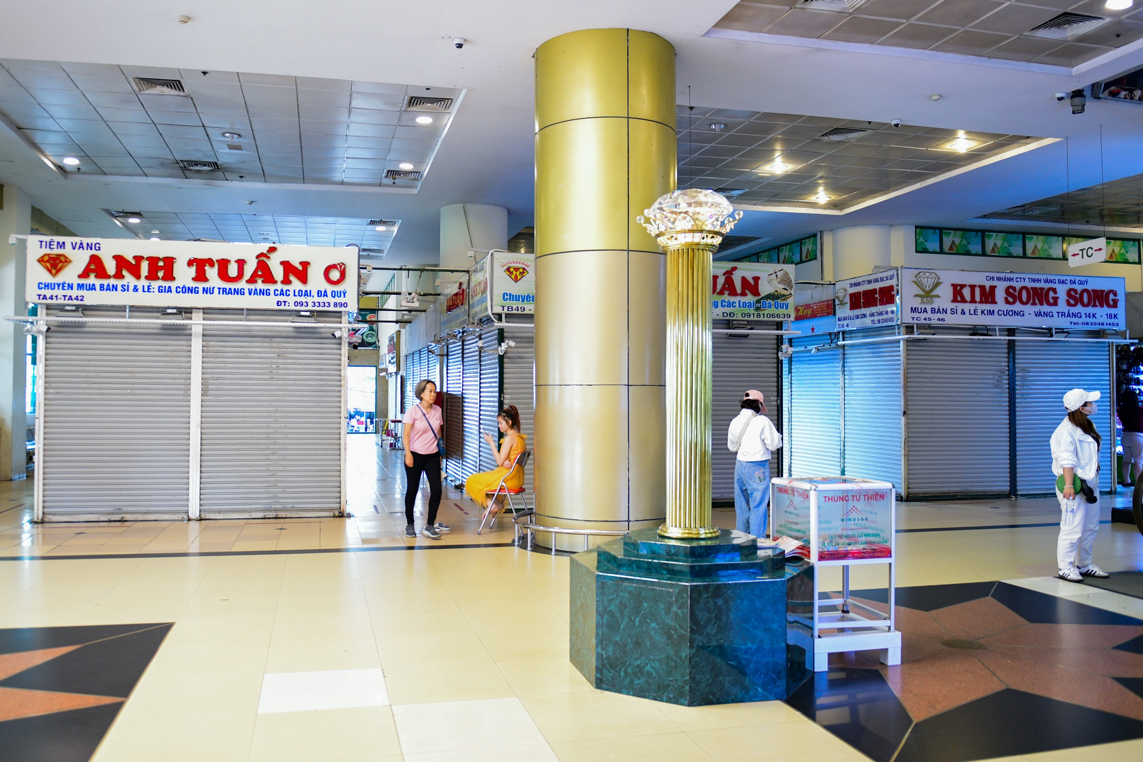 kiem tra,  hang hoa,  xu phat anh 1