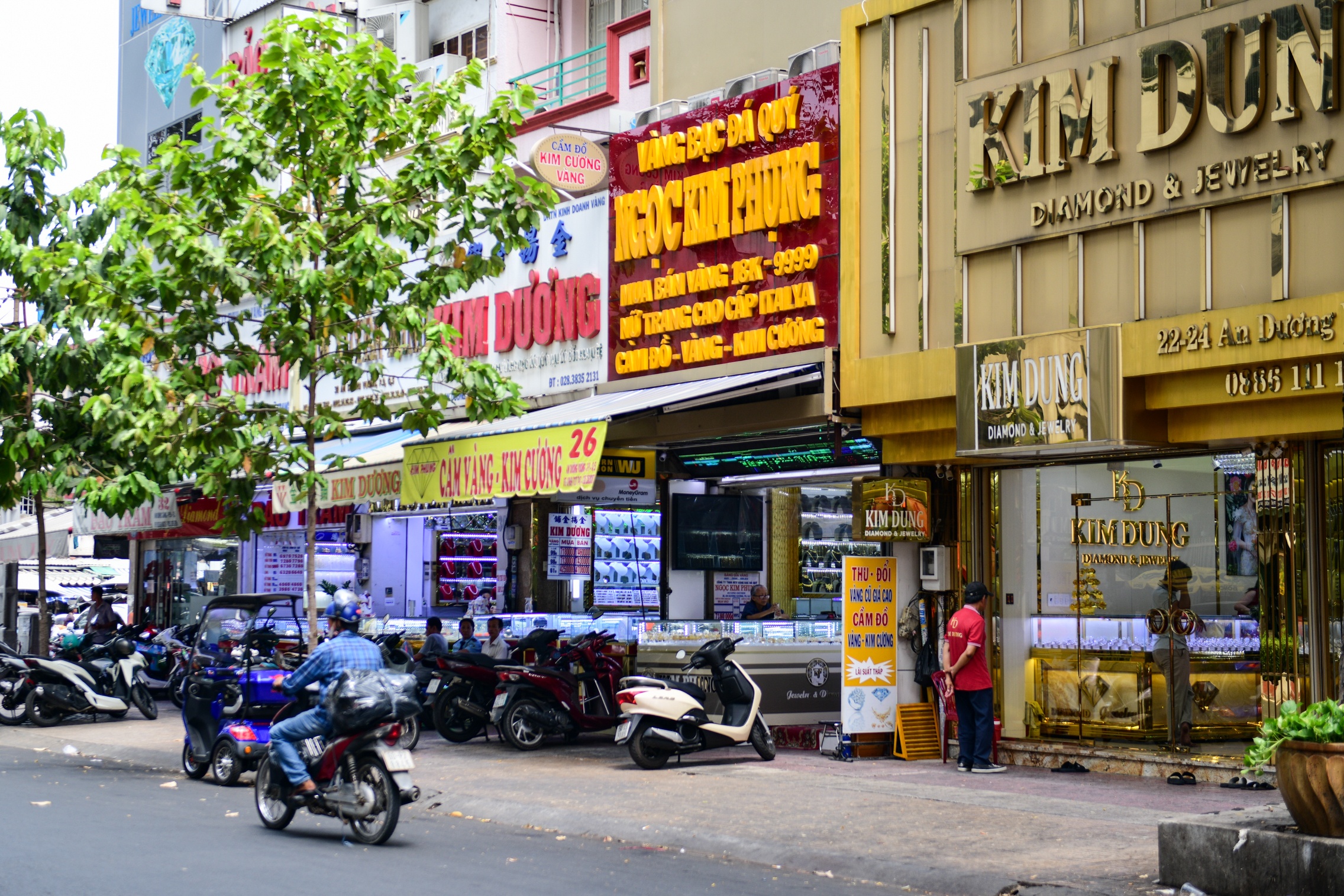 kiem tra,  hang hoa,  xu phat anh 10