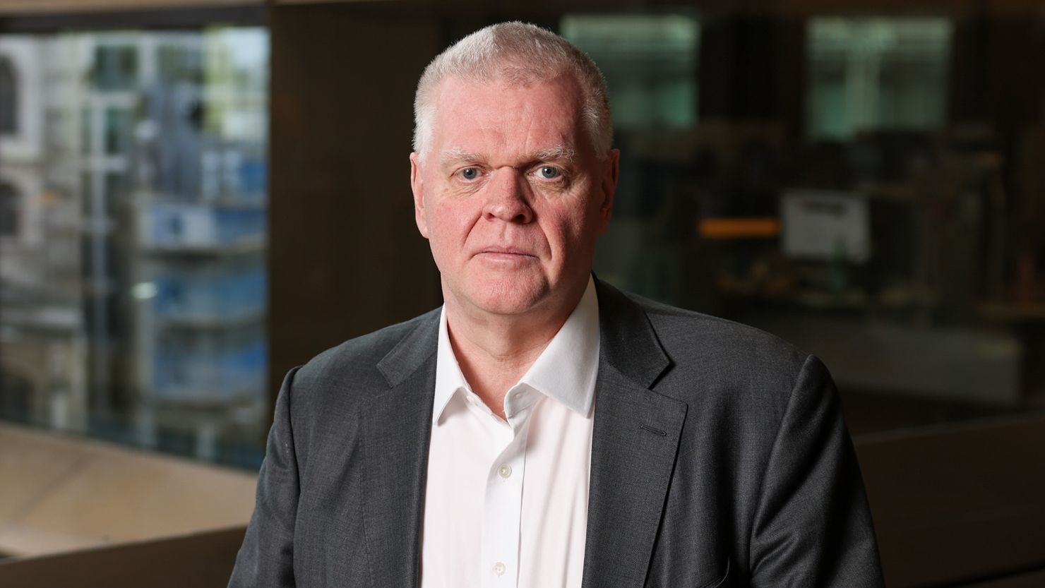 CEO HSBC tu chuc hinh anh