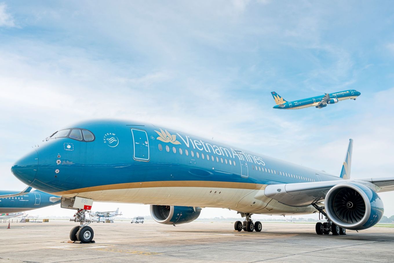 Ly do Vietnam Airlines lai ky luc hon 4.400 ty dong trong quy I hinh anh