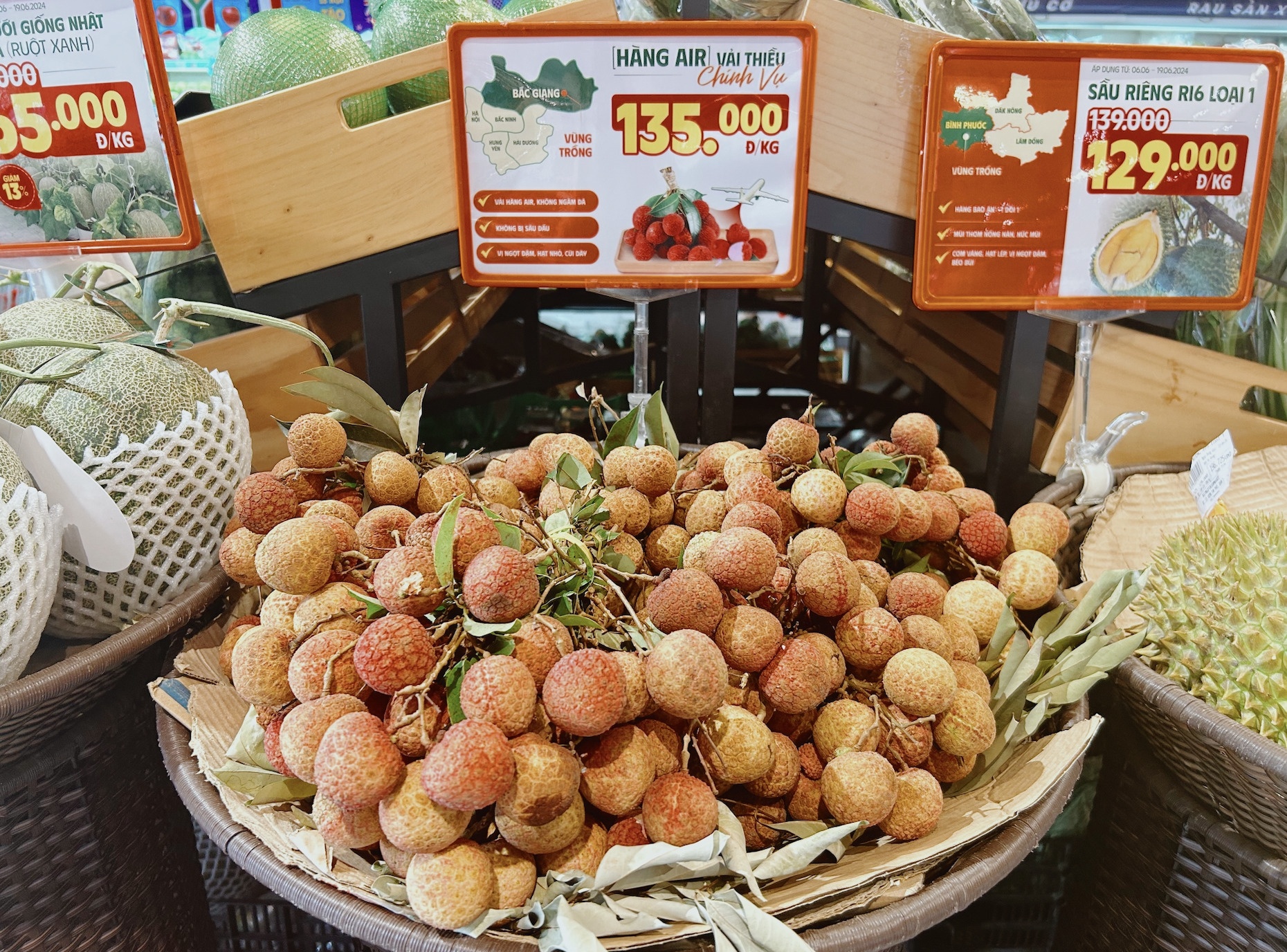 Vai thieu tang gia gap 3, 'do mat' tim cho ban tai TP.HCM hinh anh